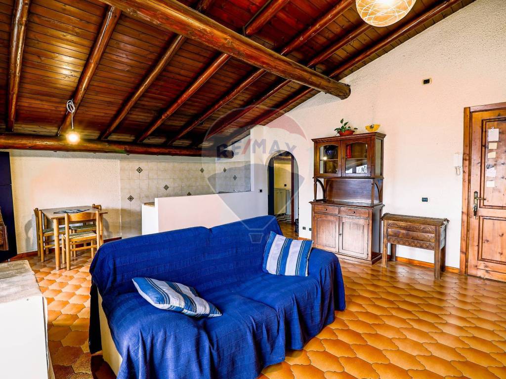 Appartamento a Cuveglio in Via Per Duno, 18 - Foto 4