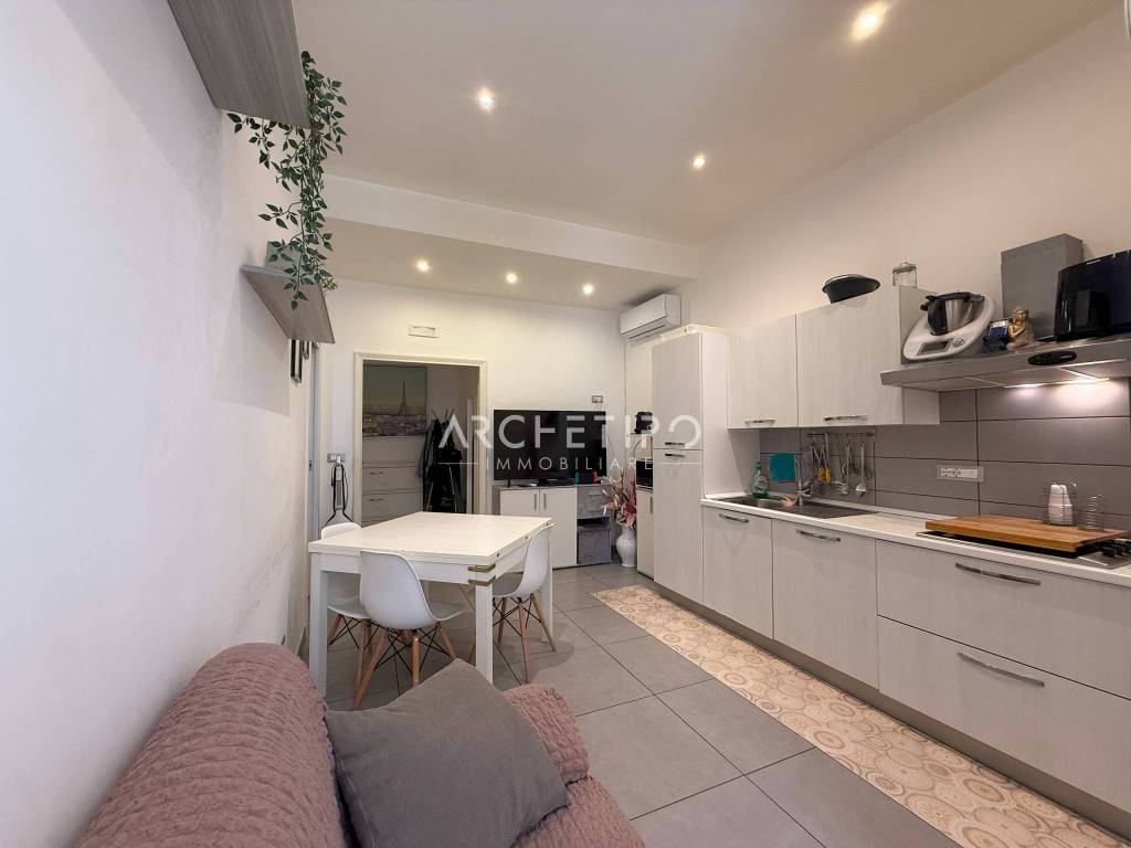 Appartamento a Monopoli in Via Umberto I, 41 - Foto 2