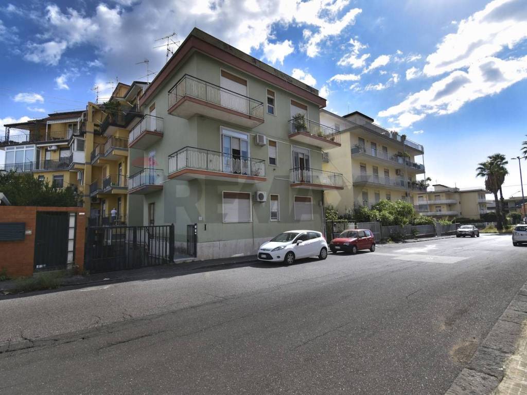 Appartamento a Giarre in Via Amerigo Vespucci, 6 - Foto 3