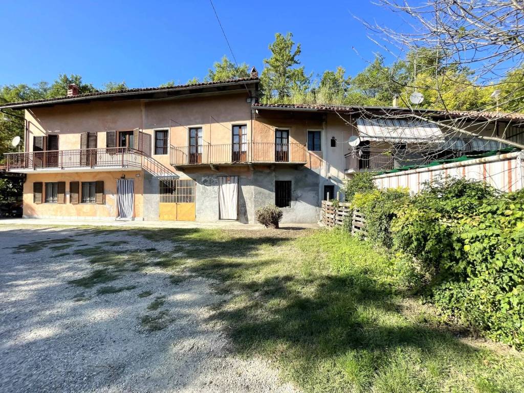 Casa indipendente a Vezza d'alba in Regione Val Rubiagno, 10 - Foto 2