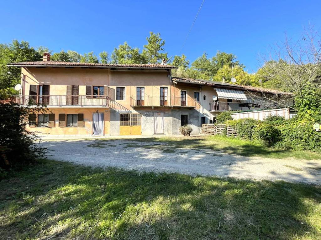 Casa indipendente a Vezza d'alba in Regione Val Rubiagno, 10 - Foto 4