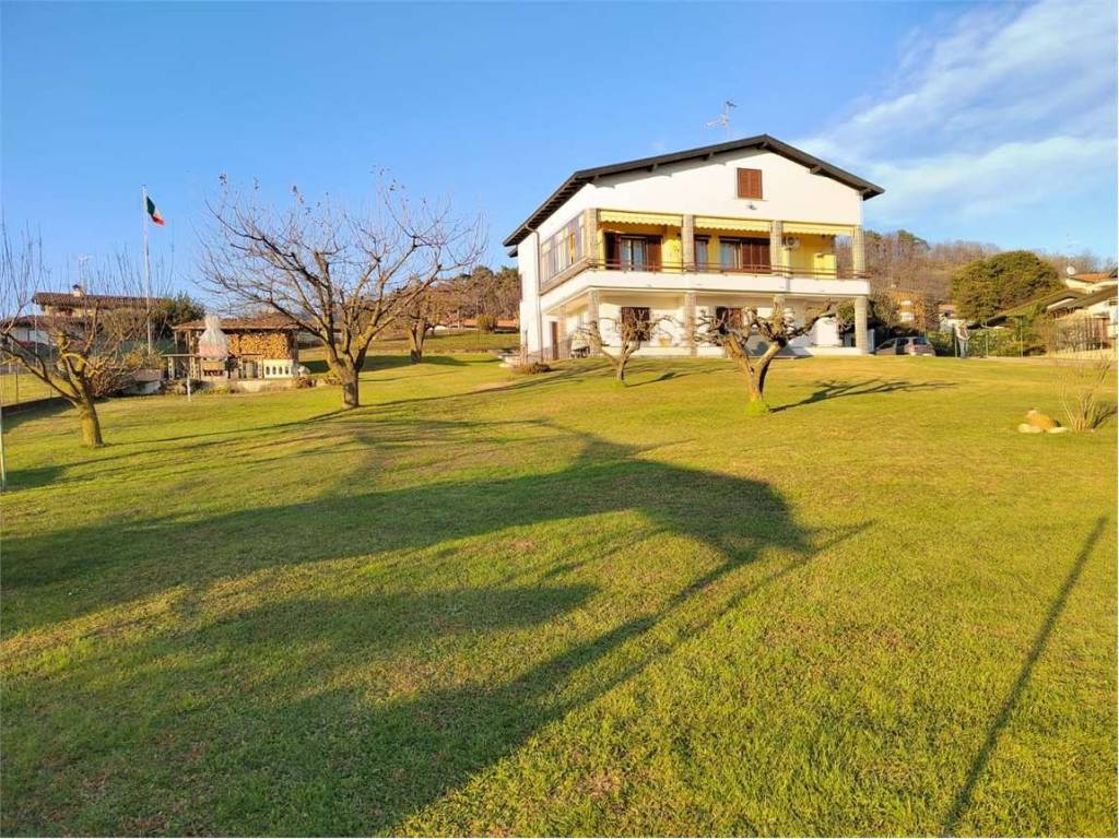 Villa a Bizzarone - Foto 4