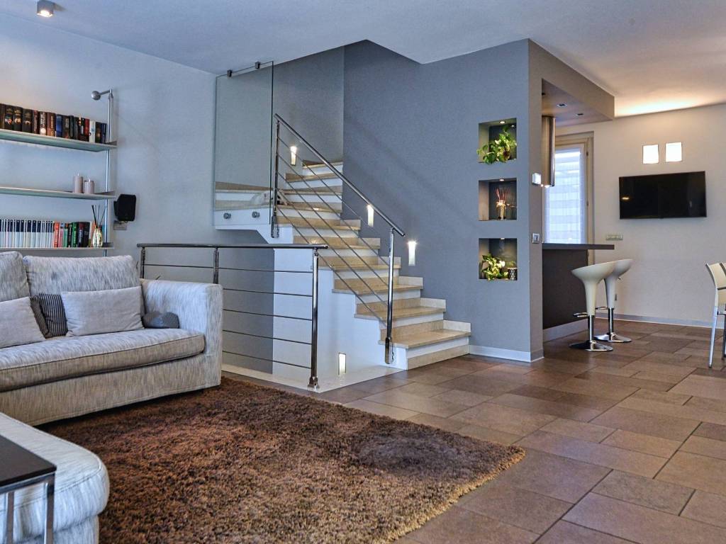Villa a Molteno in Via Casa Paradiso - Foto 2