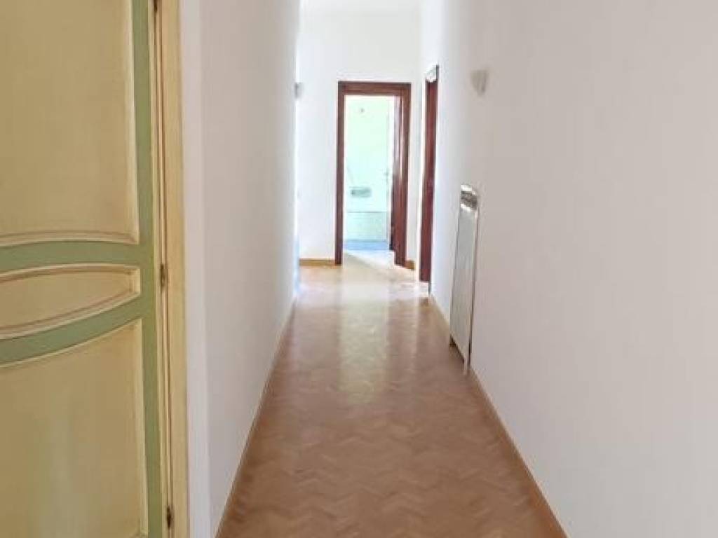 Appartamento a Macerata in Via Emanuele Filiberto - Foto 4