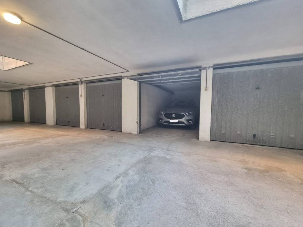Box / garage a Casale monferrato in Viale Ottavio Marchino, 15 - Foto 3