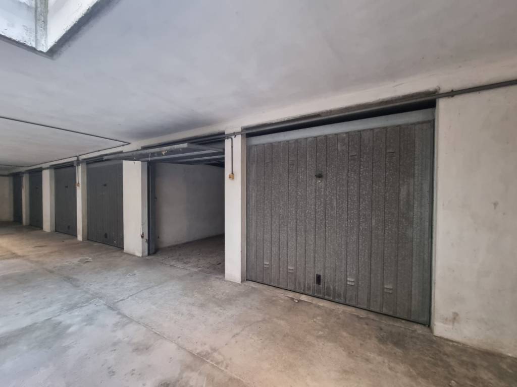 Box / garage a Casale monferrato in Viale Ottavio Marchino, 15 - Foto 5