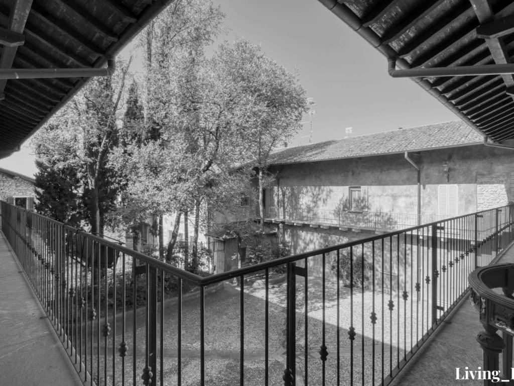 Appartamento a Sesto calende in Via per Lentate, 16 - Foto 4
