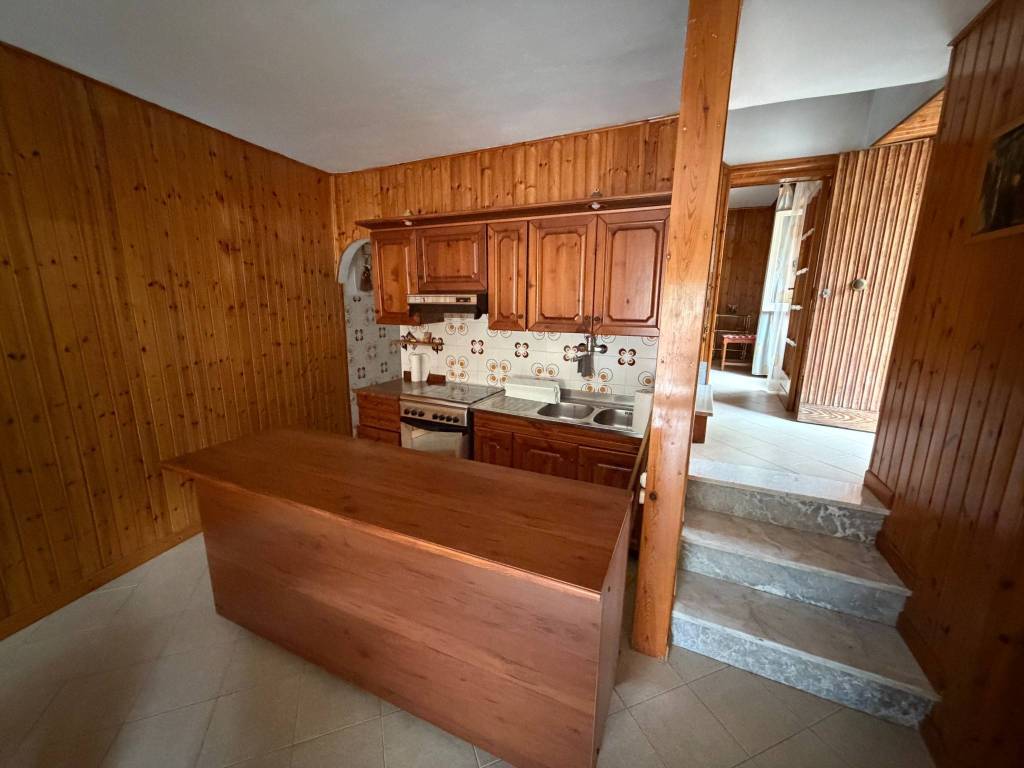 Casa indipendente a Rieti in Via Generale Amedeo Liberati - Foto 3