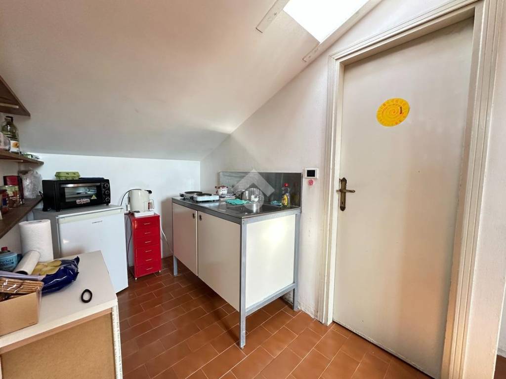 Appartamento a Verona in Via trento, 11 - Foto 5