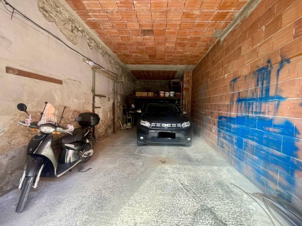 Box / garage a Ragusa in Via Gian Alfredo Cesareo - Foto 2