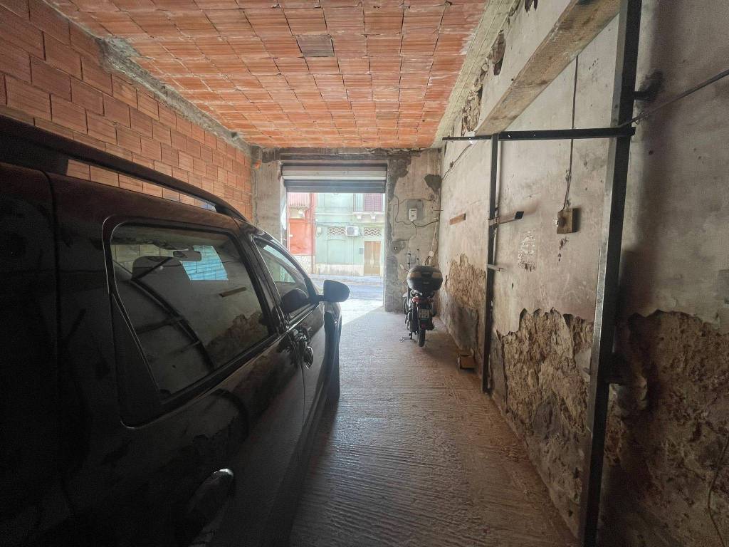 Box / garage a Ragusa in Via Gian Alfredo Cesareo - Foto 3