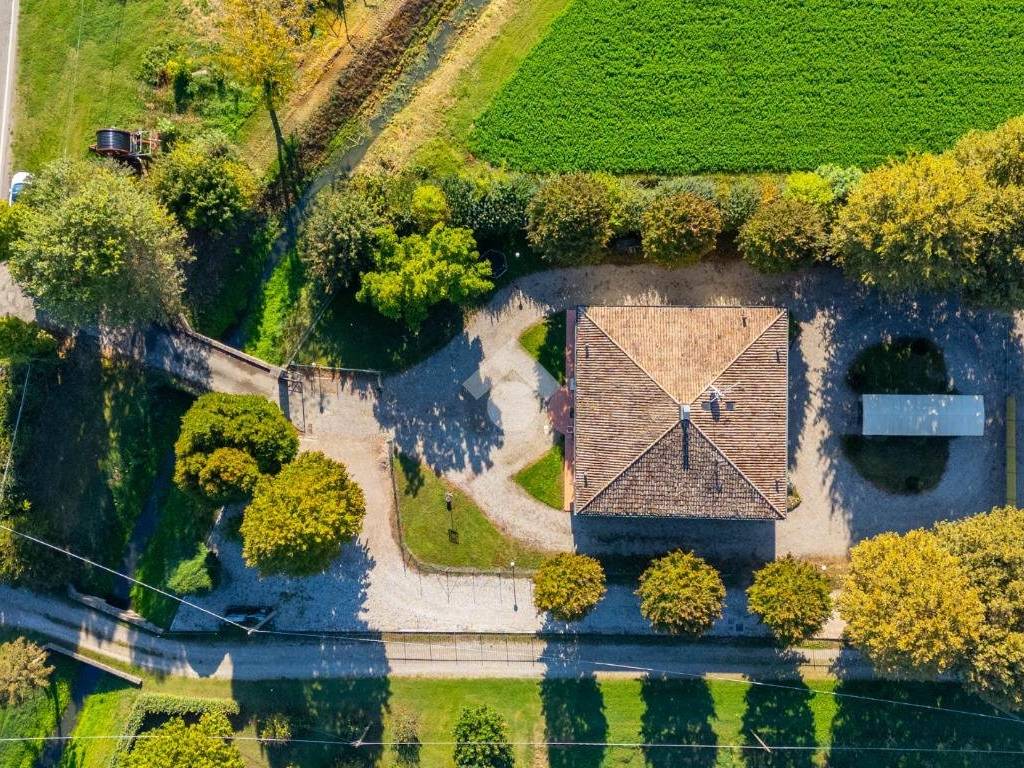 Villa a Cavezzo in Via PER CONCORDIA, 145 - Foto 3