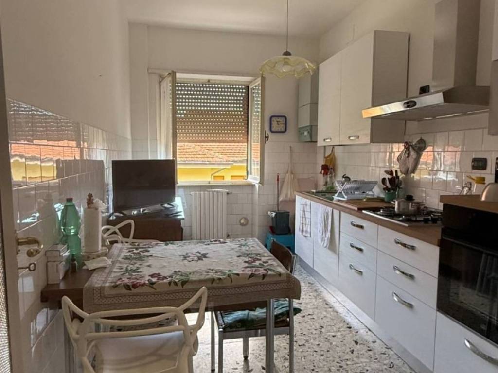 Appartamento a Ascoli piceno in Via Sant'Emidio Rosso, 4 - Foto 4