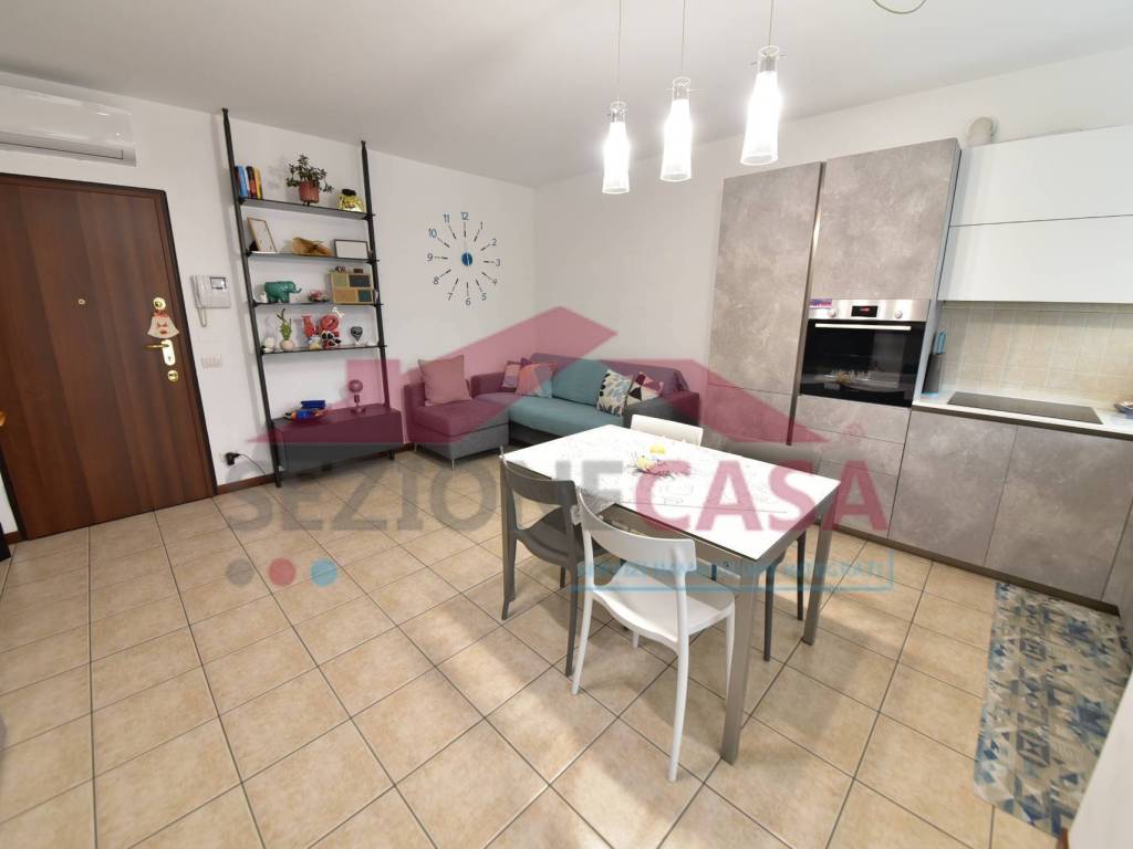 Appartamento a Saronno in Via Palmiro Togliatti, 20 - Foto 4