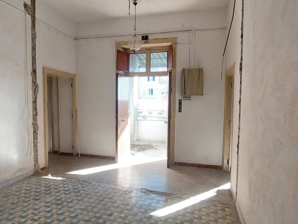 Appartamento a Torre del greco in Via Curtoli - Foto 3