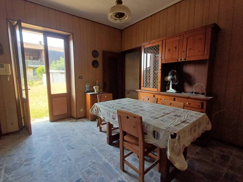 Casa indipendente a Palestro in Via Confienza, 3 - Foto 3