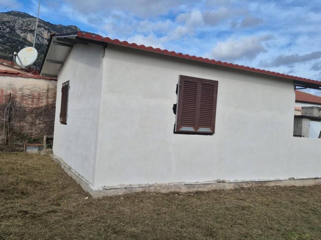 Villa a Fondi in Via Torre Canneto - Foto 2