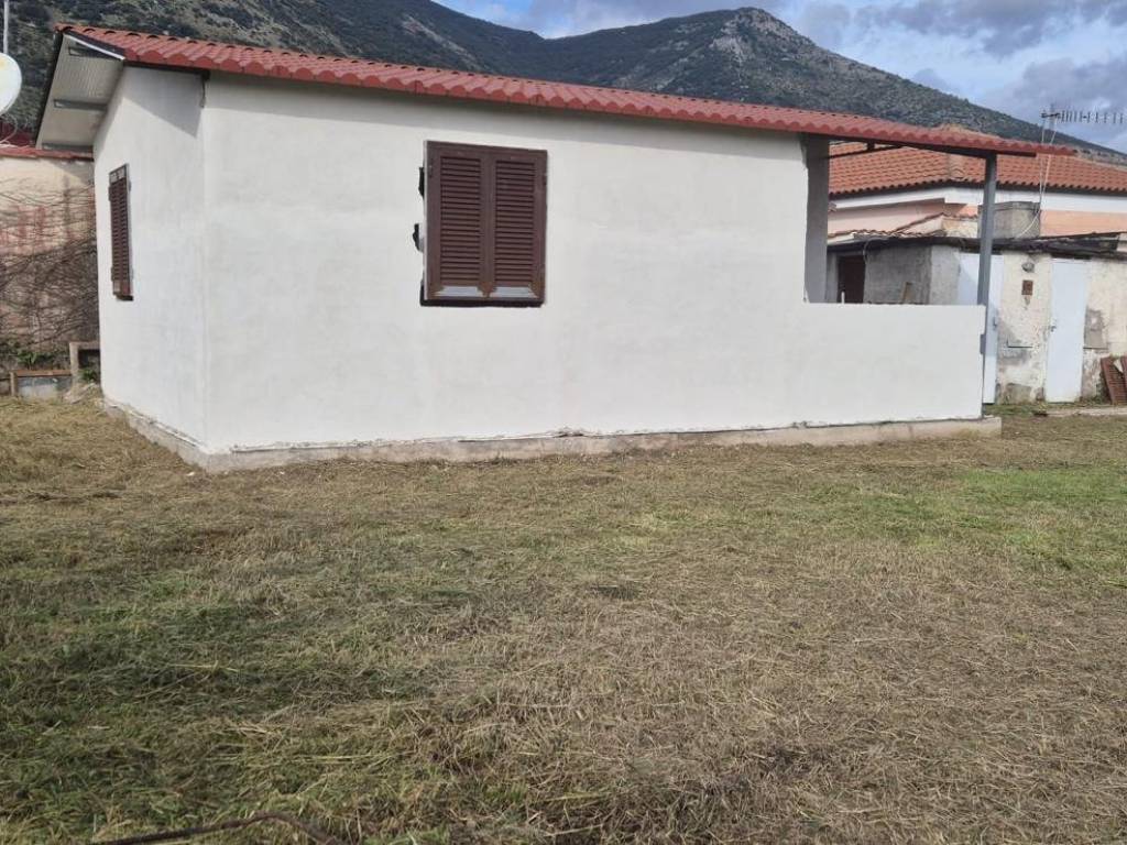 Villa a Fondi in Via Torre Canneto - Foto 4