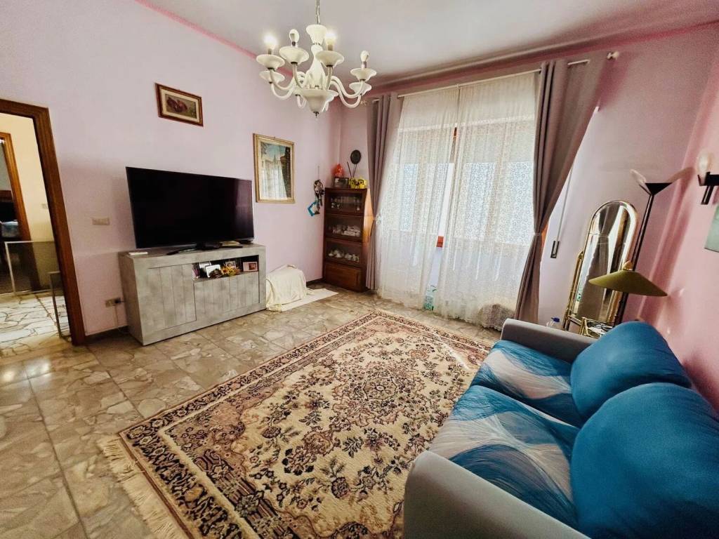 Villa a Campi bisenzio in Via Filippo Turati - Foto 3