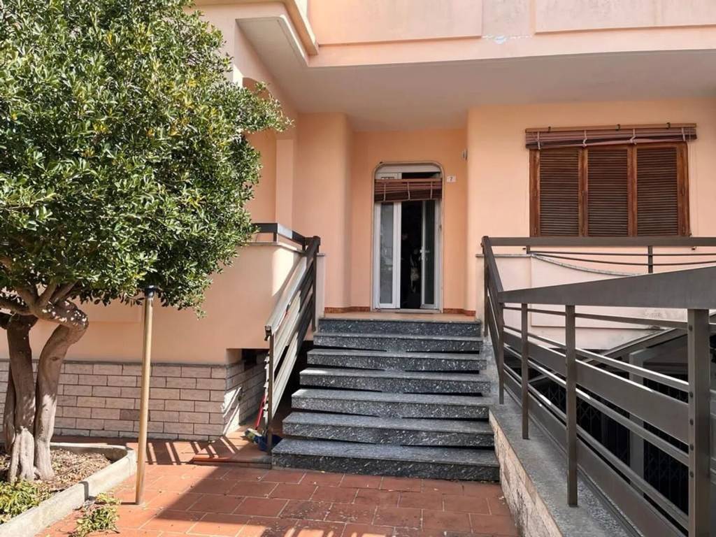 Villa a Corigliano d'otranto in Via Mazzini, 30 - Foto 4