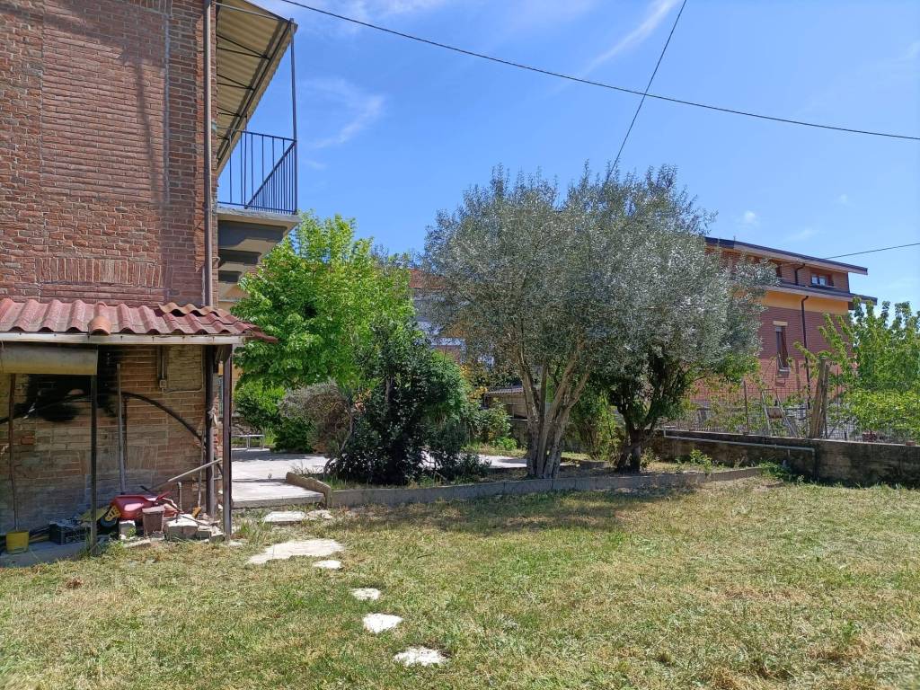 Villa a Castagnole delle lanze in Via 4 Novembre, 19 - Foto 5