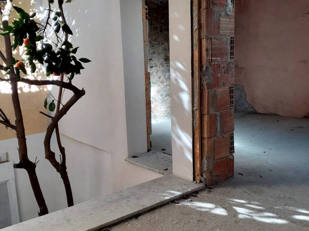 Casa indipendente a Sarzana in Via Giuseppe Mazzini - Foto 2