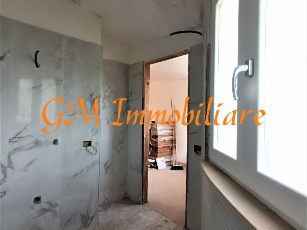 Appartamento a Caserta in Via Sud Piazza d'Armi - Foto 4