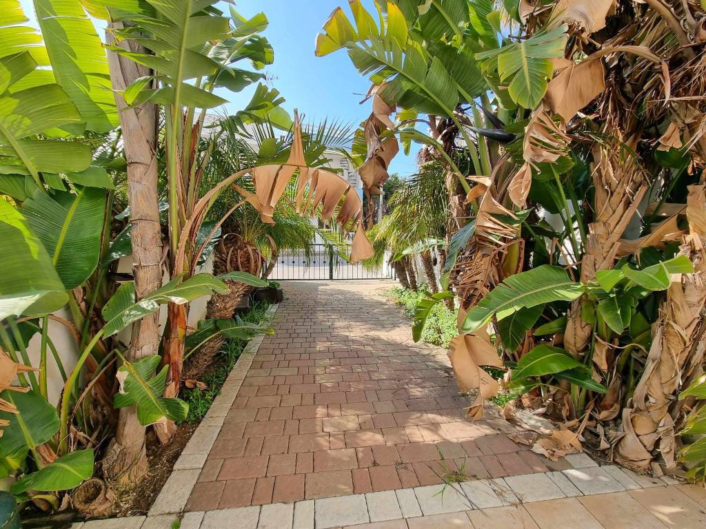 Villa a Ugento in Via Enrico Dandolo, 8 - Foto 3