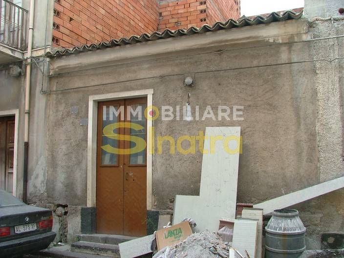 Casa indipendente a Paternò in Via Coniglio, 90 - Foto 3