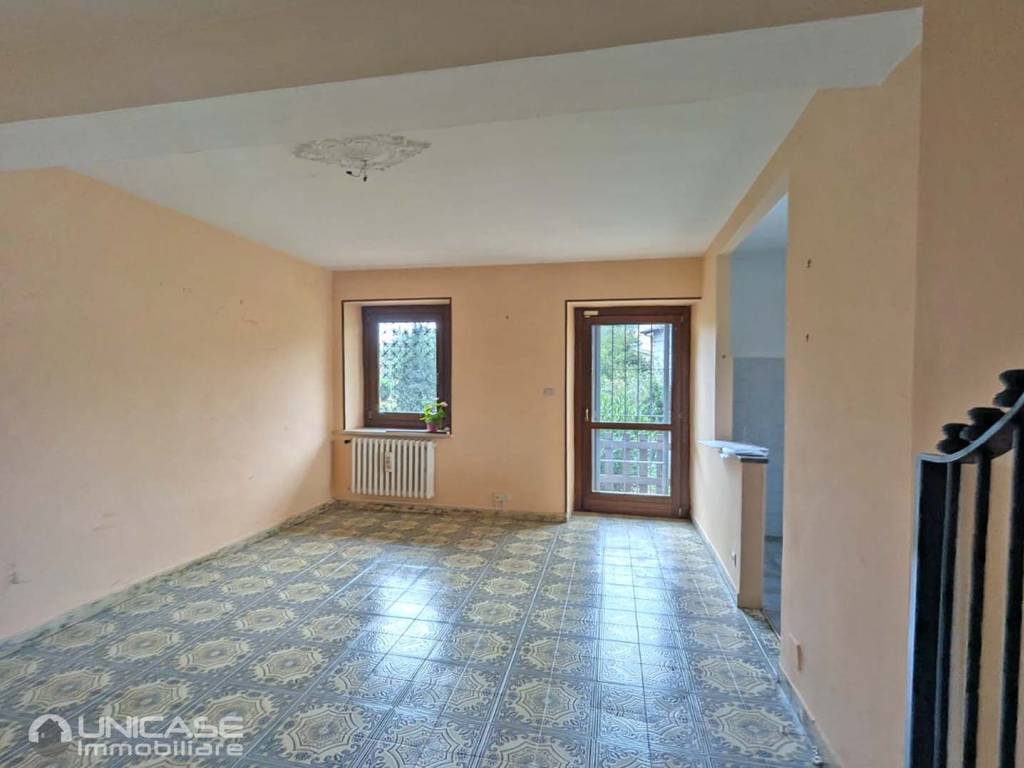 Appartamento a Bricherasio in Strada Torre Pellice, 31 - Foto 2