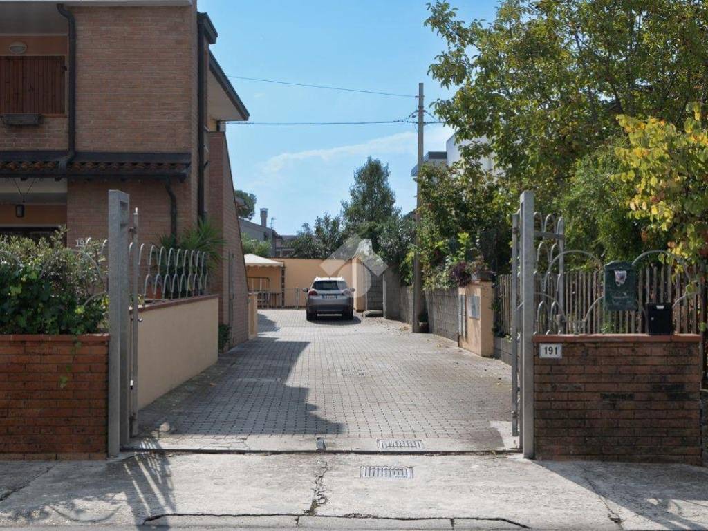 Appartamento a Comacchio in Viale G. Leopardi, 191 - Foto 4