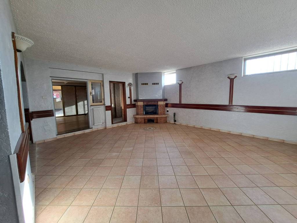 Immobile a Revello in Via Saluzzo, 28 - Foto 4