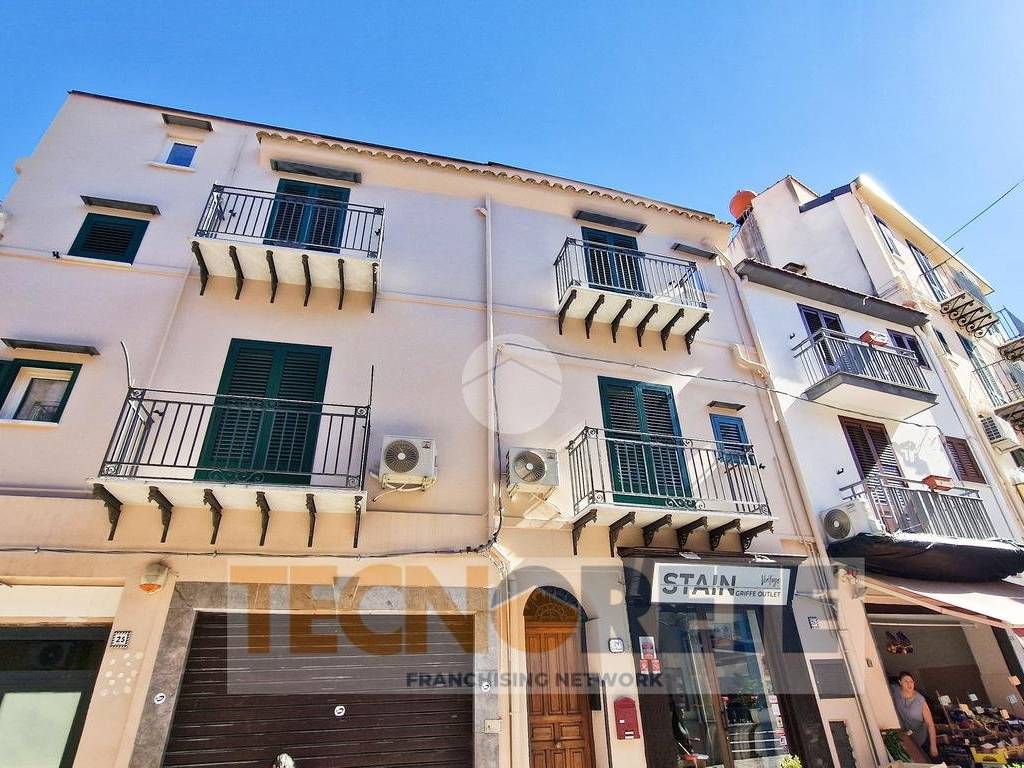 Appartamento a Monreale in Via Roma, 26 - Foto 2