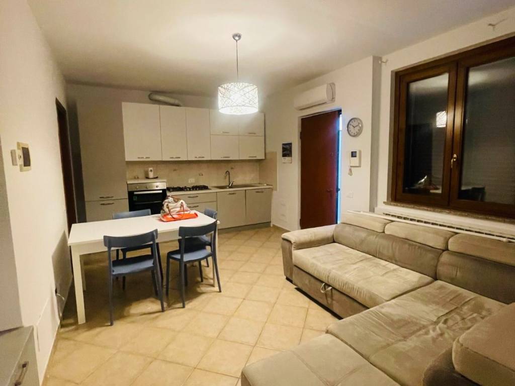 Appartamento a Cremona in Via Dante - Foto 2
