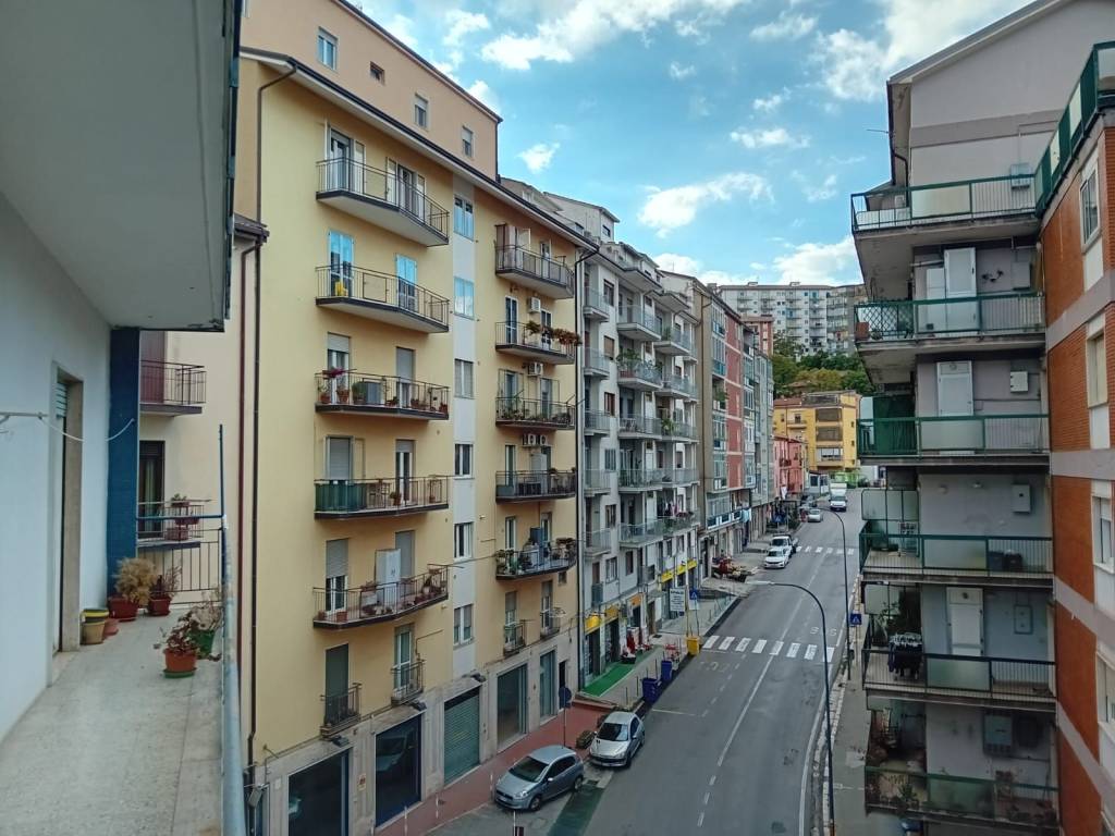 Appartamento a Potenza in Via Nicola Vaccaro, 248 - Foto 2