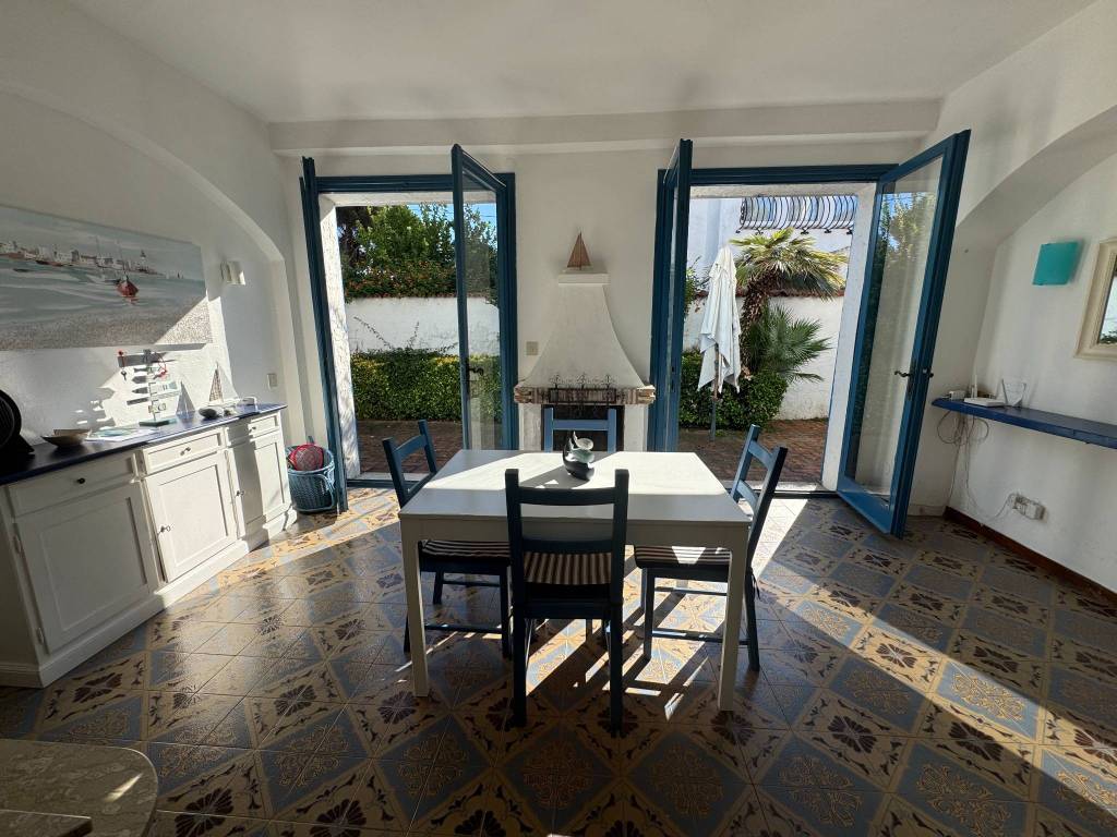 Villa a Terracina in Via Lido il Campanile - Foto 2