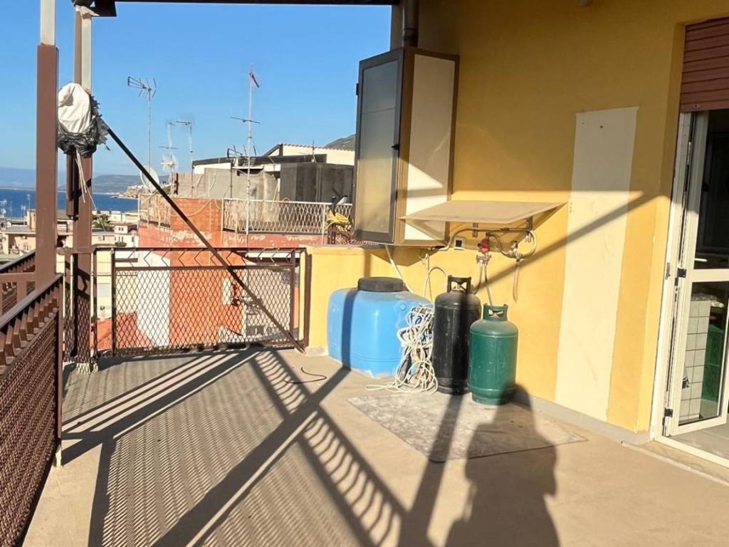 Attico / mansarda a Vibo valentia in Via Longobardi - Foto 4