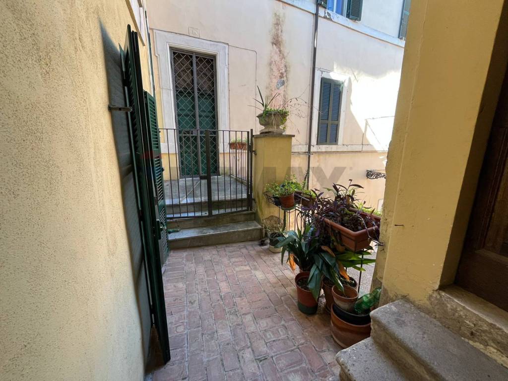 Appartamento a Civita castellana in Piazza Giacomo Matteotti, 53 - Foto 2