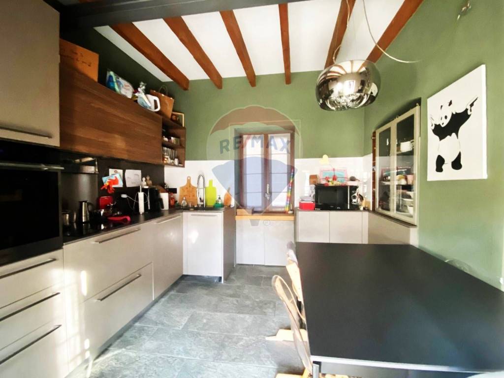 Casa indipendente a Cambiasca in Via Vittorio Veneto - Foto 5