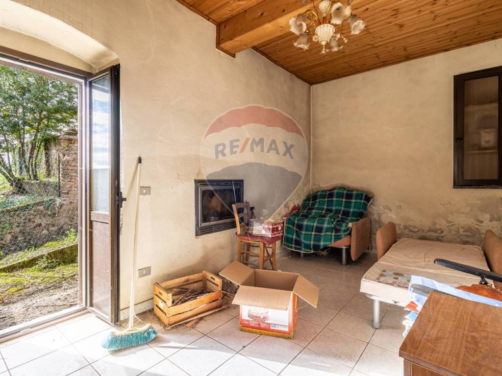 Casa indipendente a Curino in Frazione San Nicolao - Foto 5
