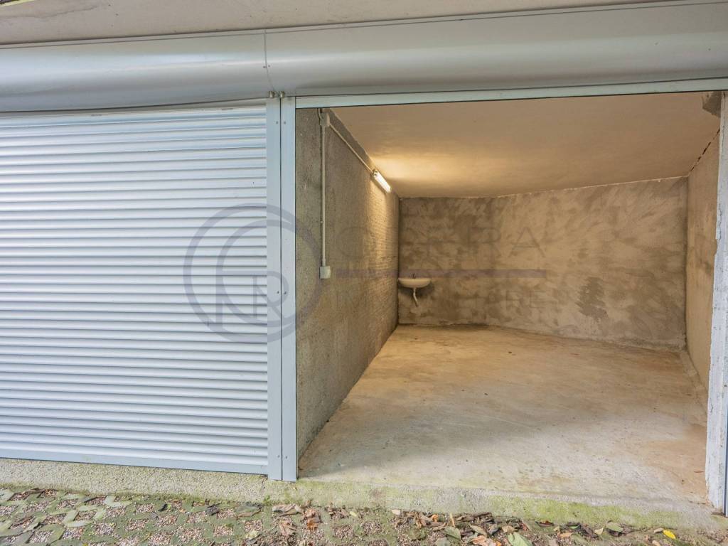 Box / garage a Trieste in Via Ippolito Pindemonte - Foto 2