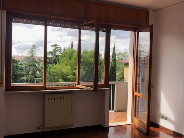 Appartamento a Verona in Via Pietro Sgulmero, 37 - Foto 2