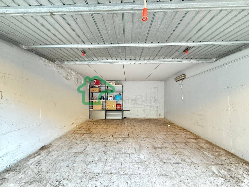 Box / garage a Lodi in Via Tiziano Zalli - Foto 3