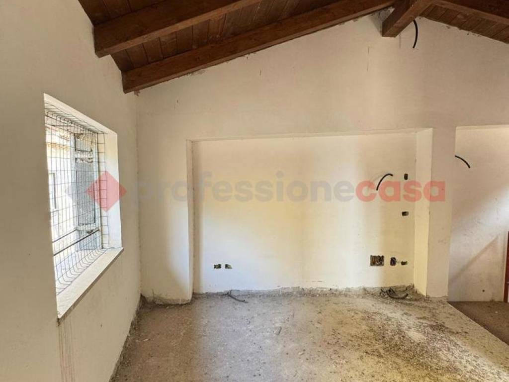 Appartamento a Minturno in Piazza Roma, 5 - Foto 2