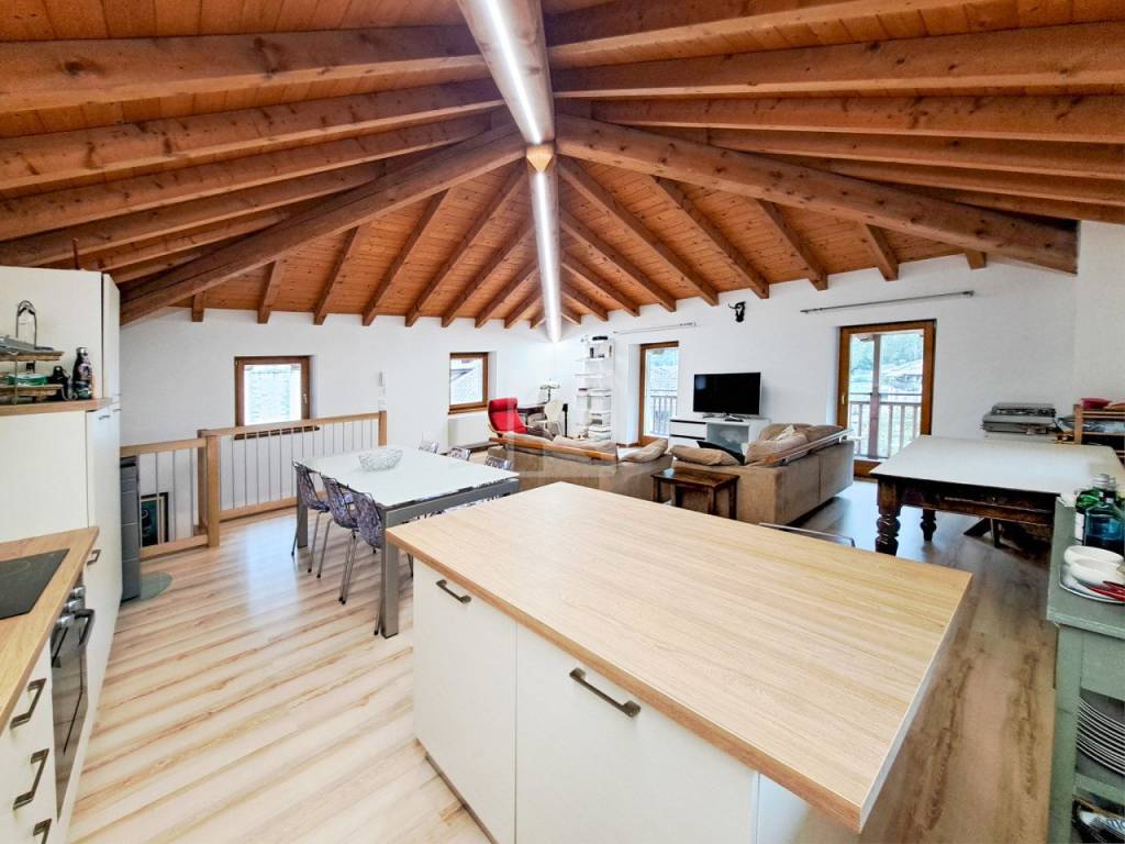 Appartamento a Ledro in Piazza Indipendenza - Foto 4