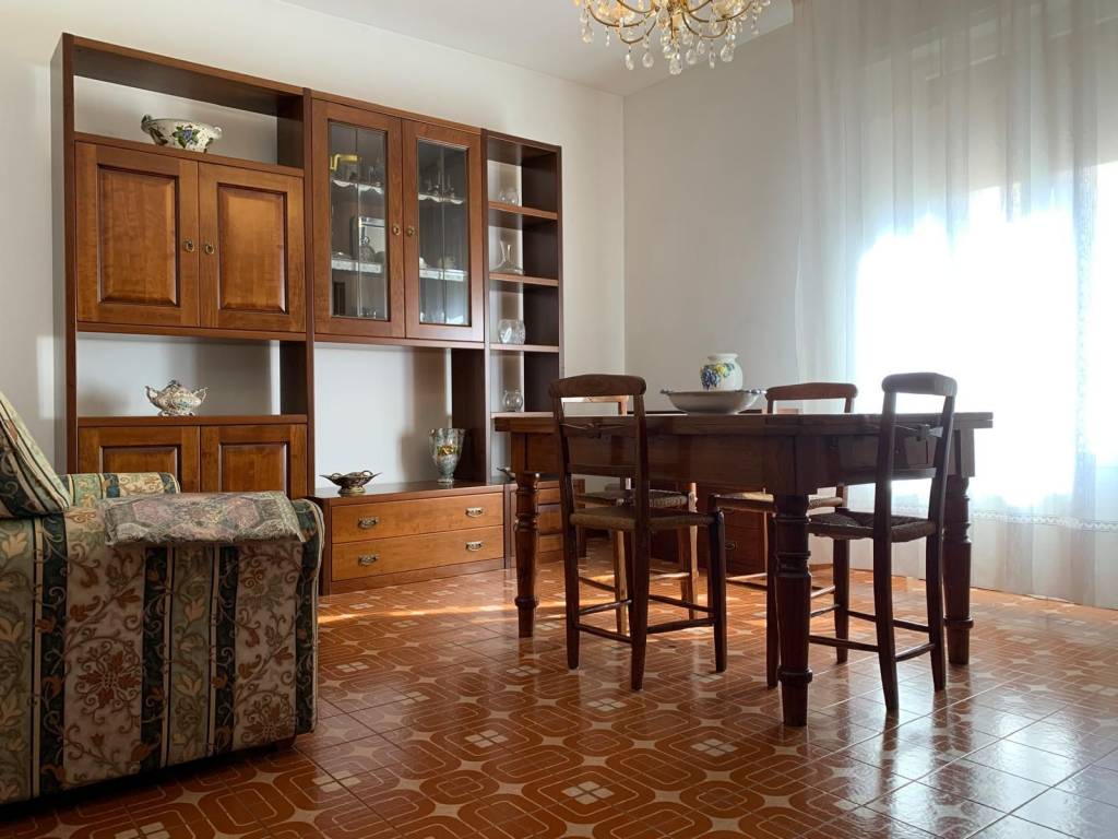 Appartamento a Molinella in Via Francesco Schiassi, 20 - Foto 2