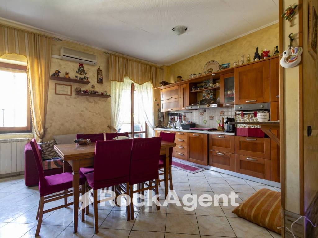 Appartamento a Catanzaro in Via Antonio Masciari, 7 - Foto 2