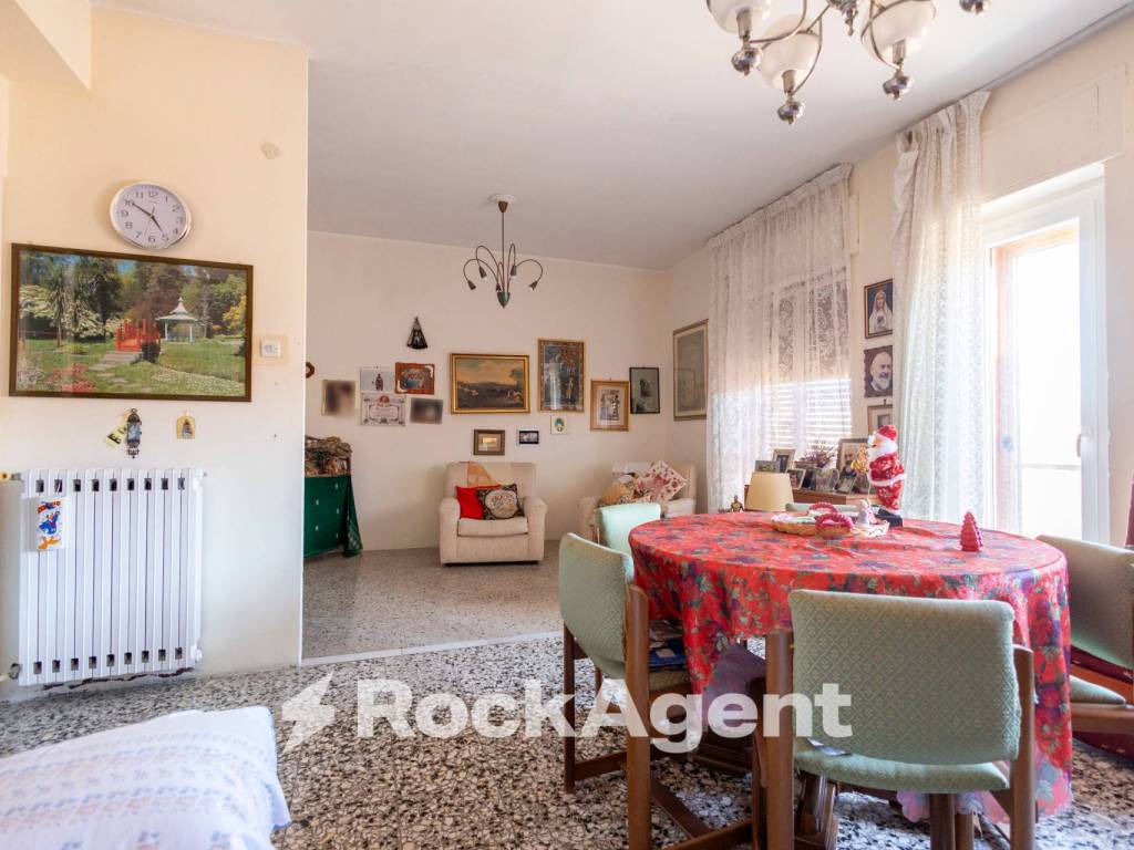 Appartamento a Catanzaro in Via Luigi Rossi - Foto 4