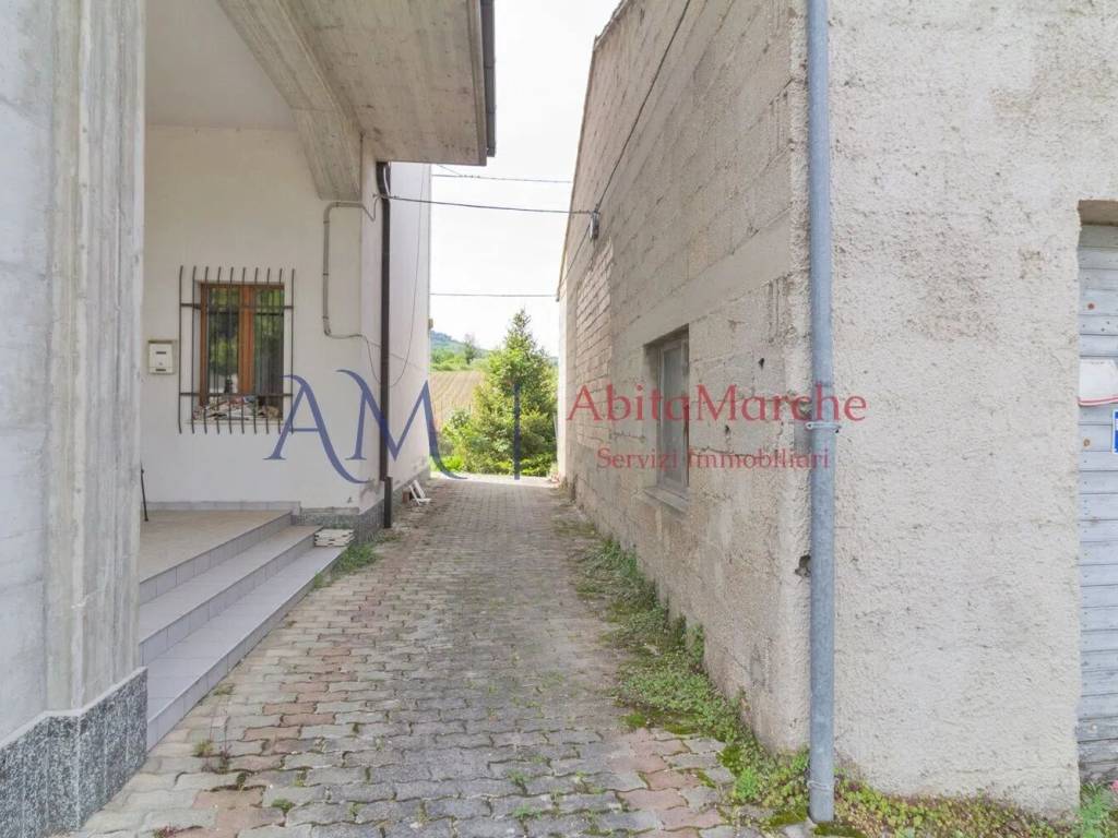 Immobile a Montalto delle marche in Strada Provinciale 170, 55 - Foto 2