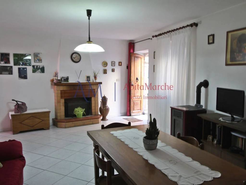 Villa a Monte vidon combatte in Via Guglielmo Marconi, 48 - Foto 5